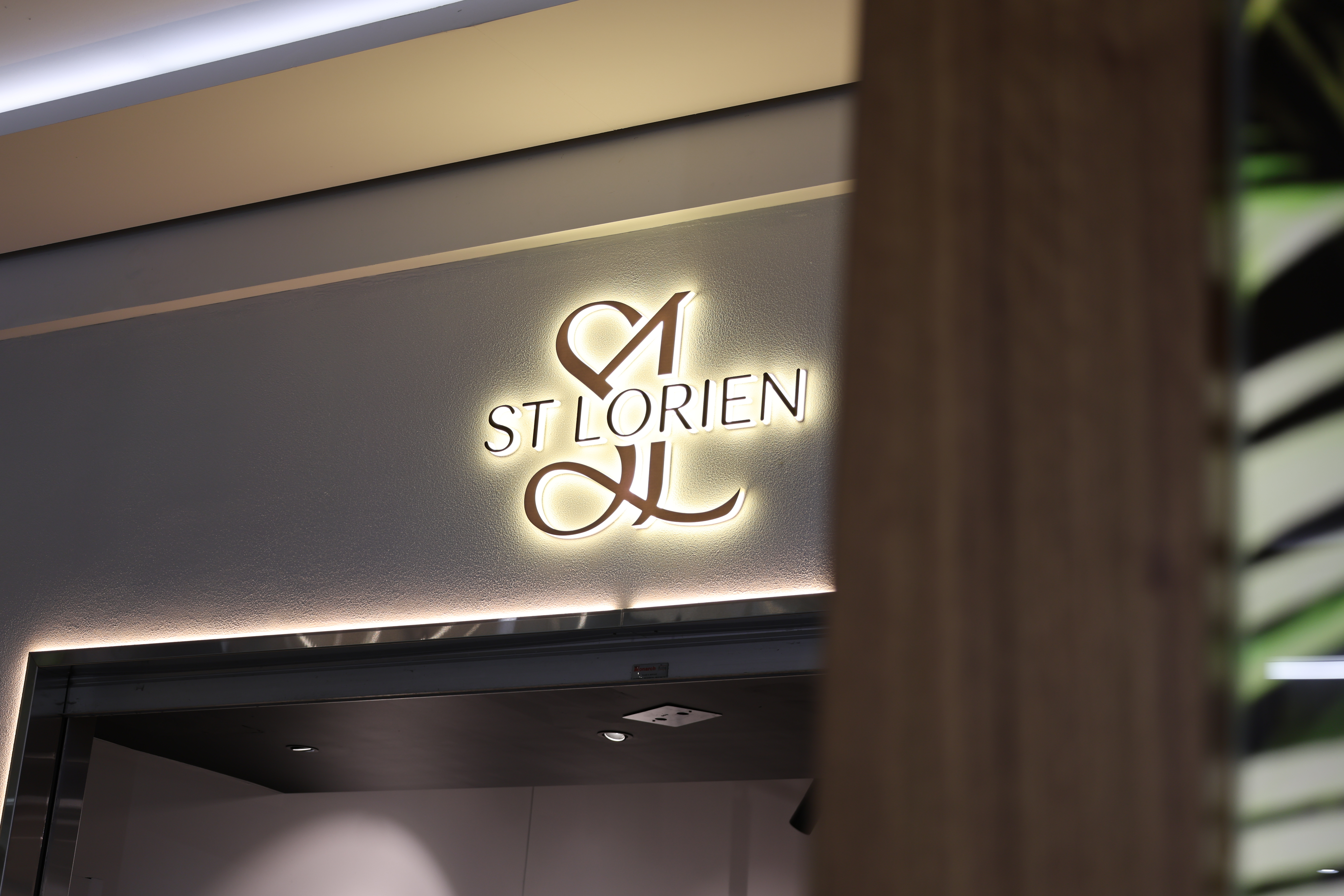 St Lorien — image 9